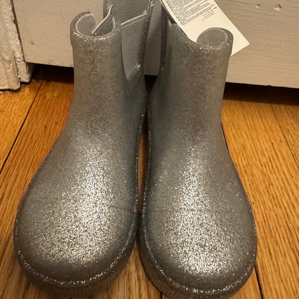 Toddler girls NWT sparkly gap rain boots